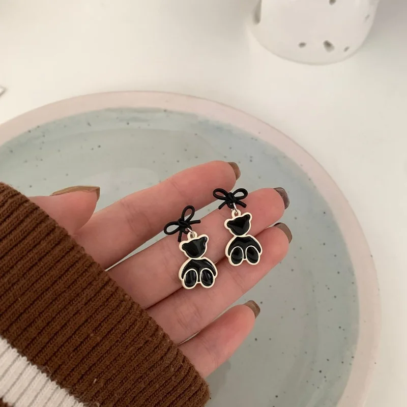 

Cute Bowknot Contrast Bear Earrings for Women Creativity Cartoon Fairy Tale Pendant Earrings Korea Fashion Girl Jewelry Gift