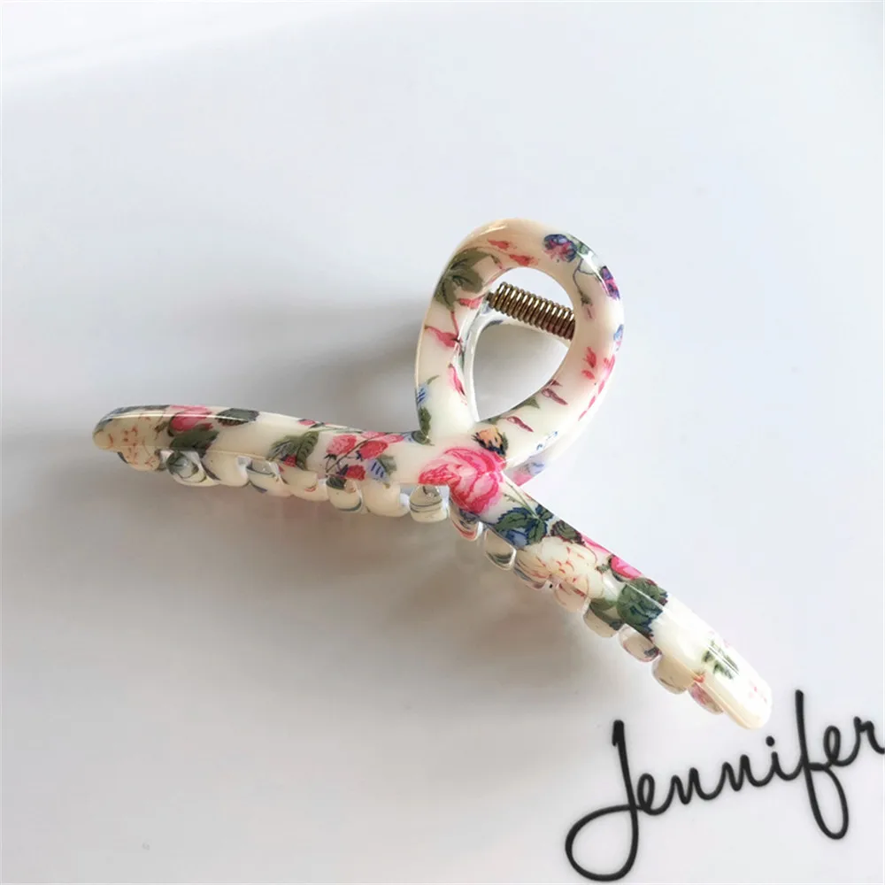 

Acetate Hair Clip Large Geometric Hair Claw for Women Fashion Hairpins Headwear Hair Accessories Hair Grab Clips Shark Clip