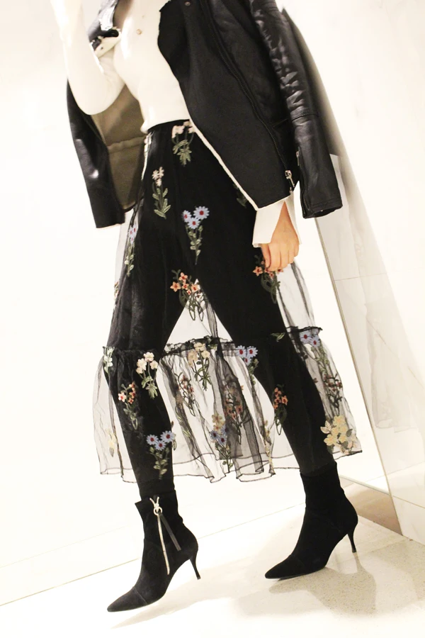 

Women black mesh Skirts embroidery petticoat Flower midi length elastic waist
