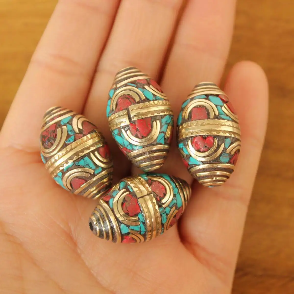 BD229  Nepal Handmade Brass Inlaid Turquoises Coral Stone Beads For Jewelry Making  Tibetan Oval Diy Beads 4 PCS Beads Lot
