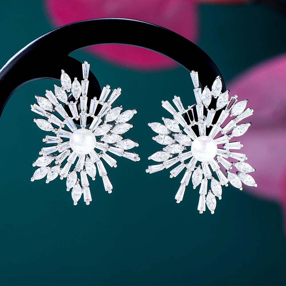 

missvikki 2022 Luxury Trendy Charm Winter Snowflakes Earrings Full Mirco Paved Crystal Zircon Dubai Wedding Earrings Jewelry