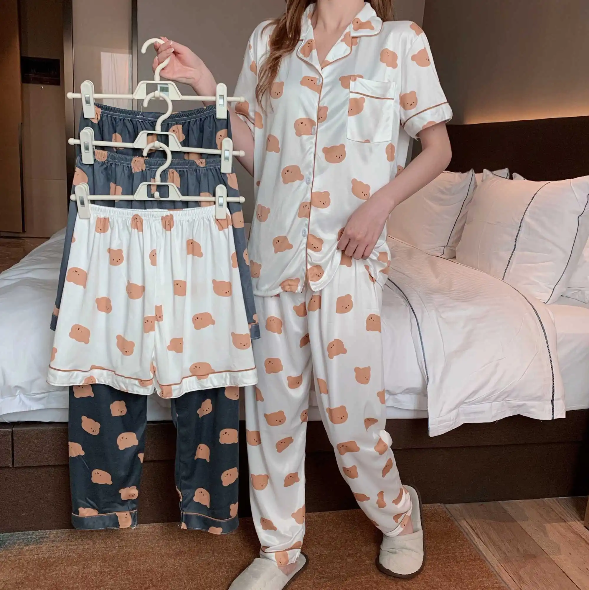 

Summer autumn homewear 2 piece of pajama set pair bear of women pajamas short pants cotton pyjamas