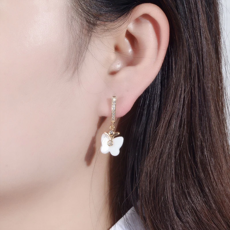 Модные милые керамические висячие серьги в форме бабочки роскошные