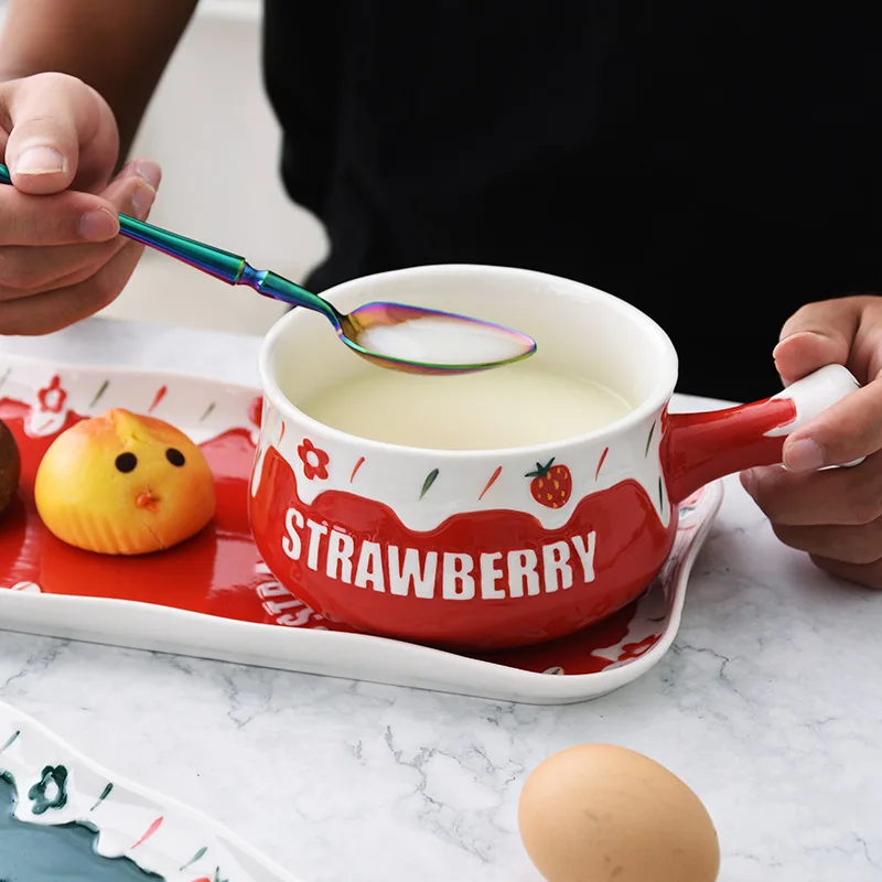 Cute Strawberry Mix Bowl with Handle and Platter Tray Set Ceramic Oatmeal Soup Fruit Salad Container for Breakfast 700ml | Дом и сад