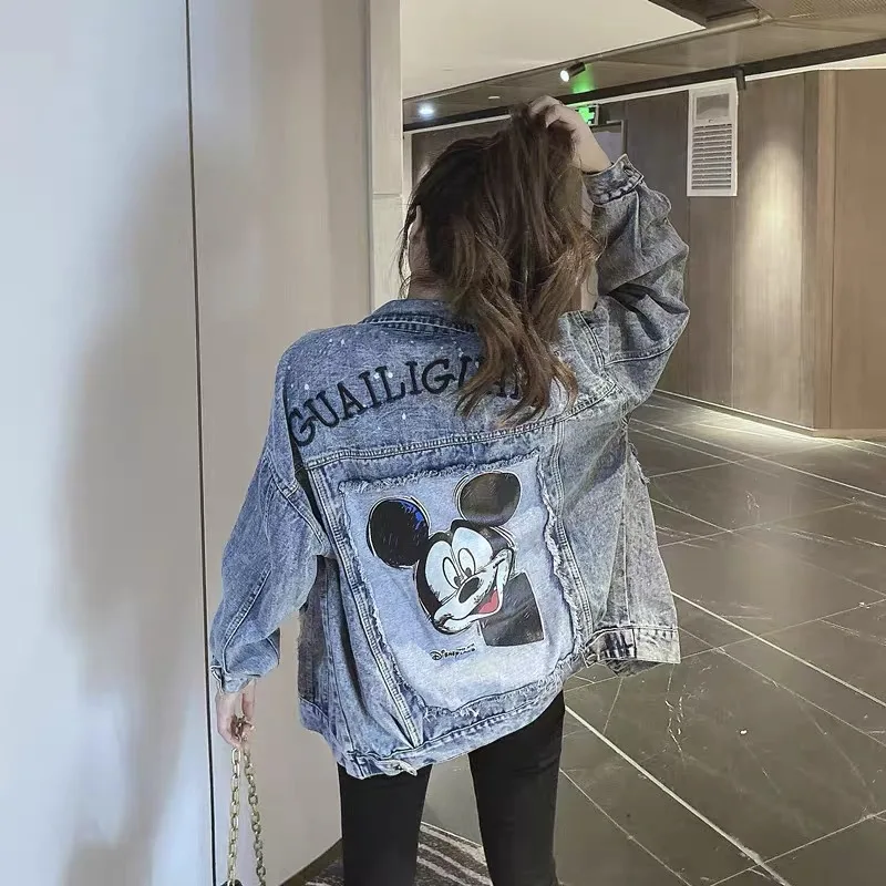 Женская джинсовая куртка с вышивкой винтажная отложным воротником и надписью