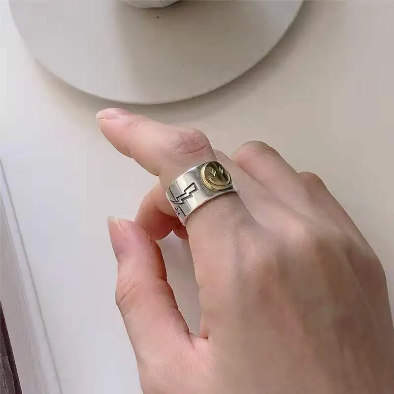 

Fashion Hip-Hop Punk Smile Face Adjustable Ring For Women Smiley Finger Stainless Steel Rings Opening Antique Knuckle Jewelry