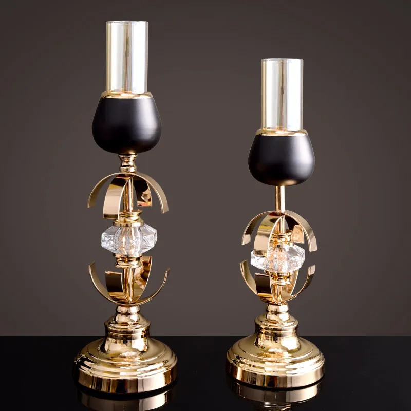 

Luxury Retro Metal European Candle Holder Decor Candlestick Vintage Decor Glamour Decor Home Support Bougie House Decor BJ50ZT