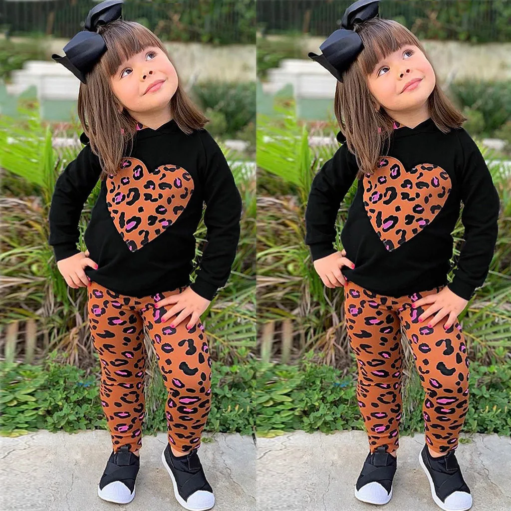 Толстовка с капюшоном длинными рукавами и принтом в виде сердца для маленьких