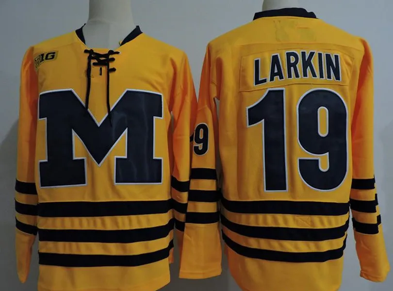 

Michigan Wolverines #19 Dylan Larkin Hockey Jersey Embroidery Stitched Customize any number and name Jerseys