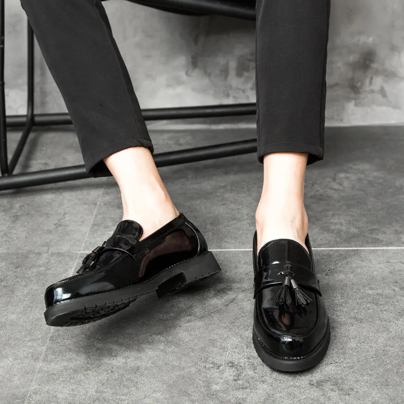 Деловые туфли мужские на плоской подошве повседневные оксфорды в британском