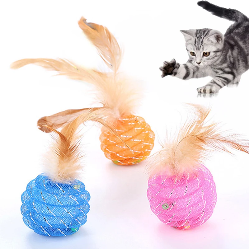 

New 4.5CM Cat Feather Toys Funny Throwing Playing Toys Pet Cat Supplies Interactive Pineapple Shape Plush Line pipe Bell Ball
