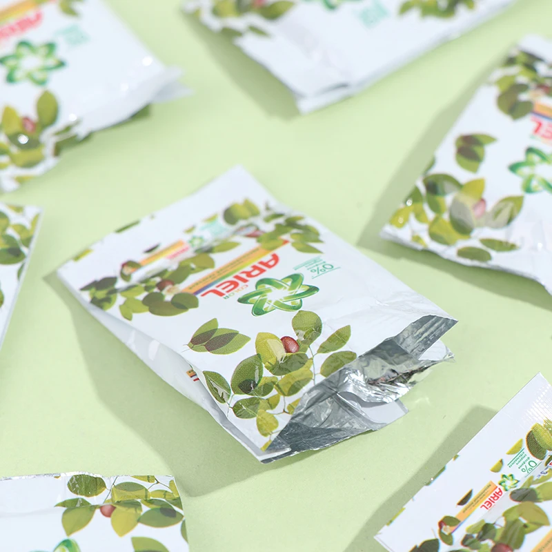 

2Pcs Simulation 1/6 Dollhouse Miniature Supermarket Daily Necessities Rement Snacks Food