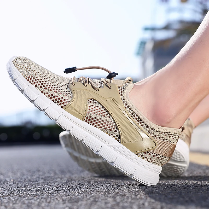 

Men Lightweight Running Mesh Shoes Summer Ultra-Light Breathable Sneakers Comfotable Walking Shoes Boys Sneakers Size 38-44