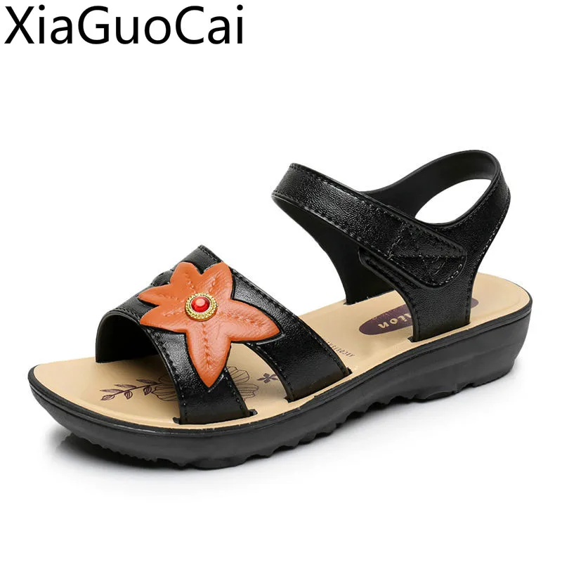 

Black Summer Women's Sandals New Arrival Leather Soft Ladies Flat Sandals Bottom Flat Middle-aged Women's Casual Sandals
