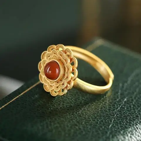 

Elegant Hollow Gold Flower Ring S925 Sterling Silver Southern Red Agate Switchable Index Finger Ring Women's Adjustable Size