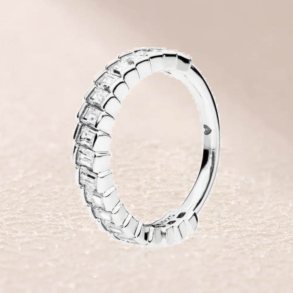 

197744CZ Glacial Beauty Ring