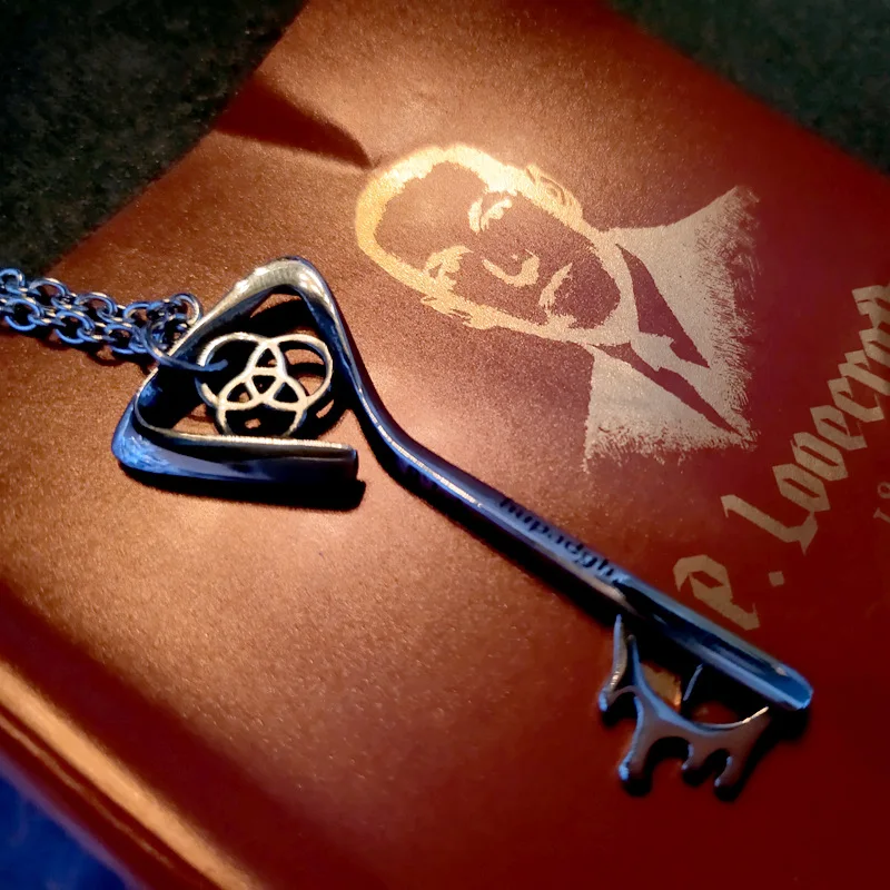 

New Ins Hip-hop Punk Key Pendant Necklace Vintage Anime Key Necklaces For Women Men Fashion Jewelry Gift