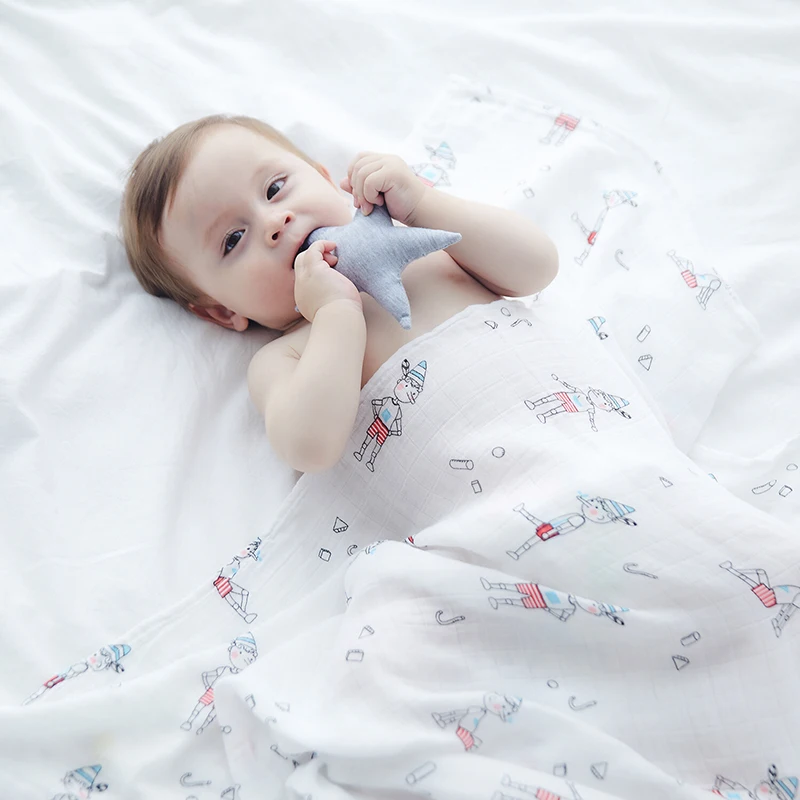 

Newborn bamboo fiber gauze wrap baby blankets thin baby blanket that held by the summer