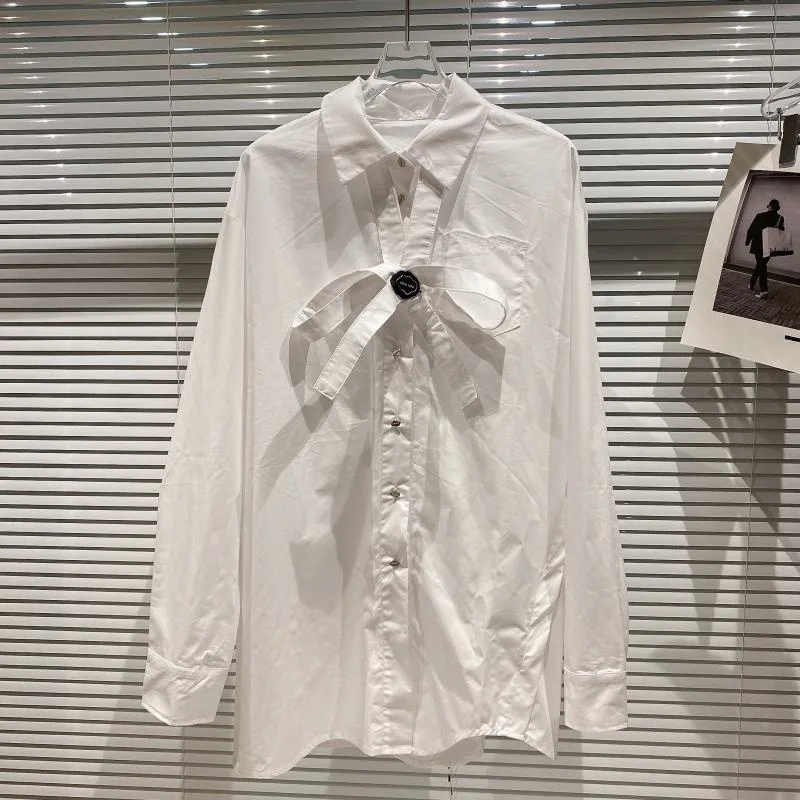 

Shirts & Blouses