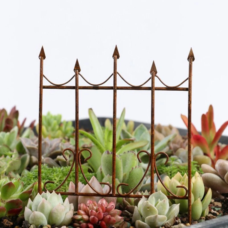 

Fairy Garden Rusty Tin Picket Fence Miniature Garden Rustic Gate Fence Rusted Metal Craft Ornaments Decoration Accessories