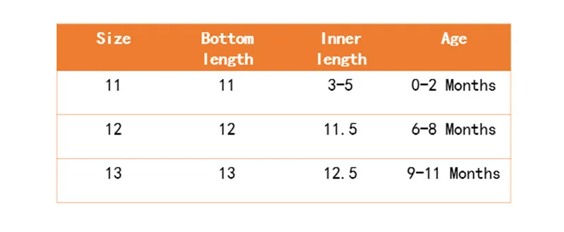 Кроссовки с бантом и сердечками для маленьких девочек |
