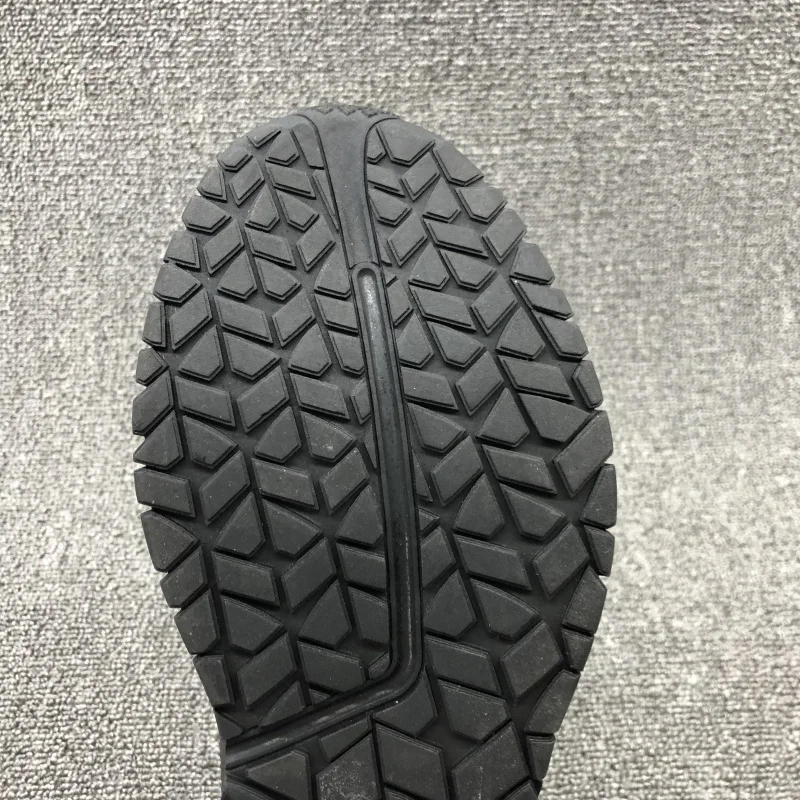 

High Quality Leather Outdoor Casual Shoes Men Lace Up Comfortable Black Sneakers Autumn New Round Toe Work Safety Shoes Footwear