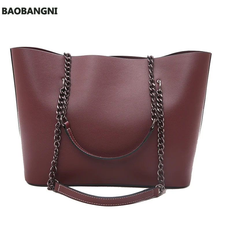 

Designer PU Leather Shoulder Bags For Women Chain High Capacity Handbags Travel Luxury Hand Bag Female Large Shoulder Bag