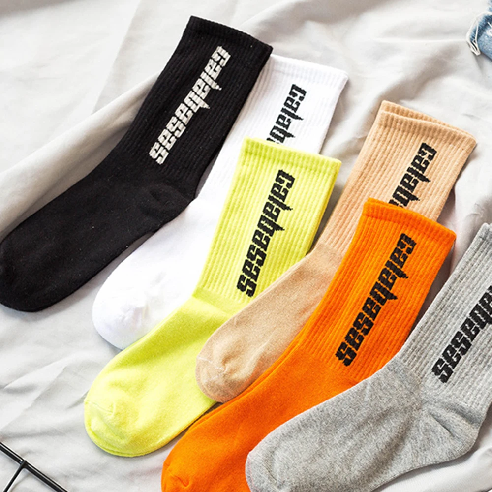 

New Fashion Men Cotton Socks Women Streetwear Kanye West Ins Crew Socks Hip Hop Letter Calabasas Socks Long Skateboard Sock