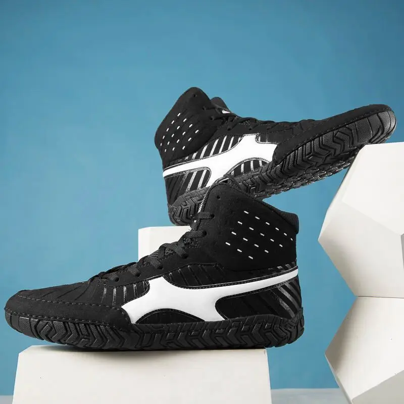 Новый профессиональный туфли для Реслинга Для мужчин светильник Вес боксерские