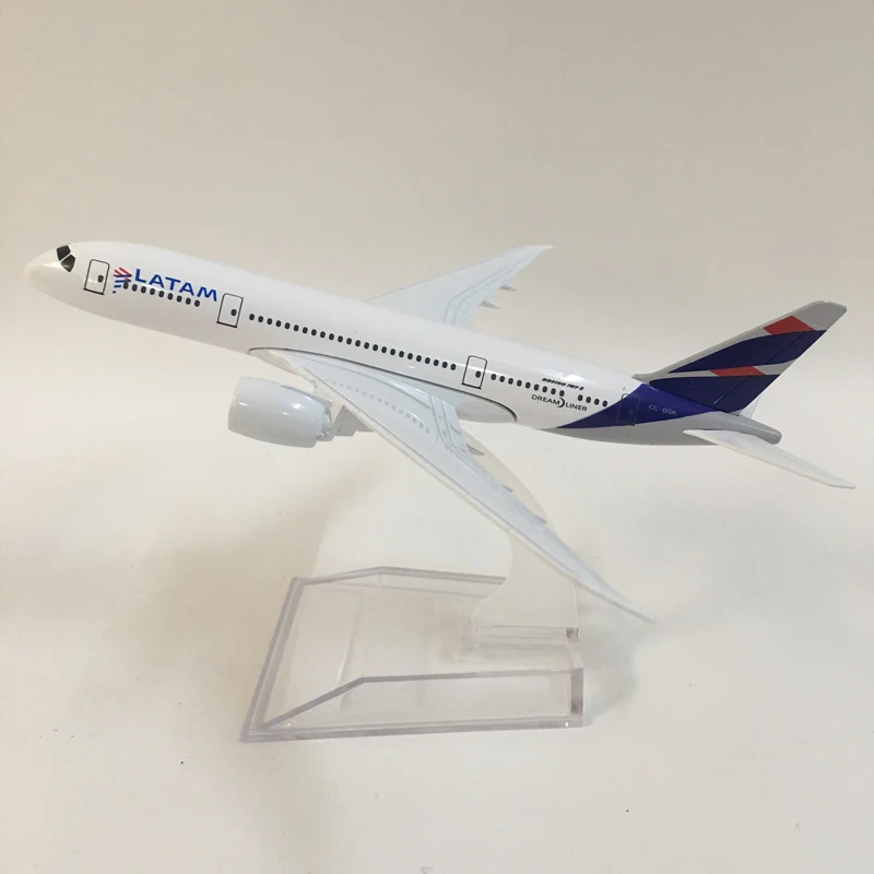 16 см сплав металла латам AIR TAM Airlines Boeing 787 B787 Airways модель самолета Модель самолета W Стенд самолет подарок