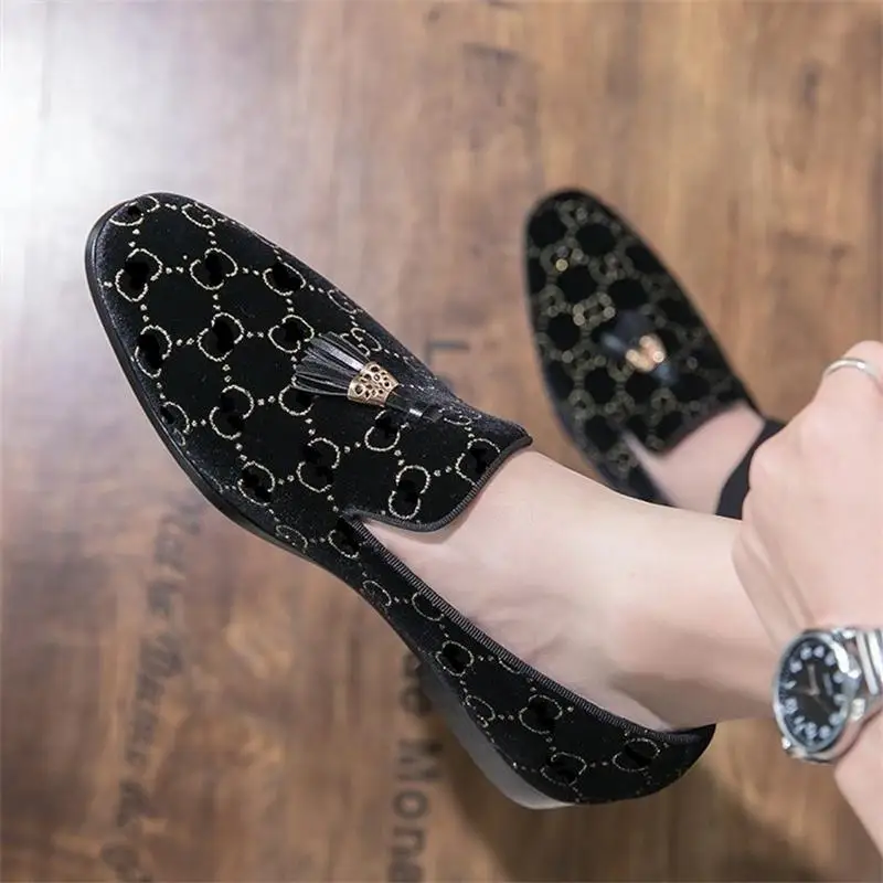 

New Men's Shoes Fashion Casual Business All-match High-end Pure Color Suede Letter Printing Tassel Comfortable Loafers KM248