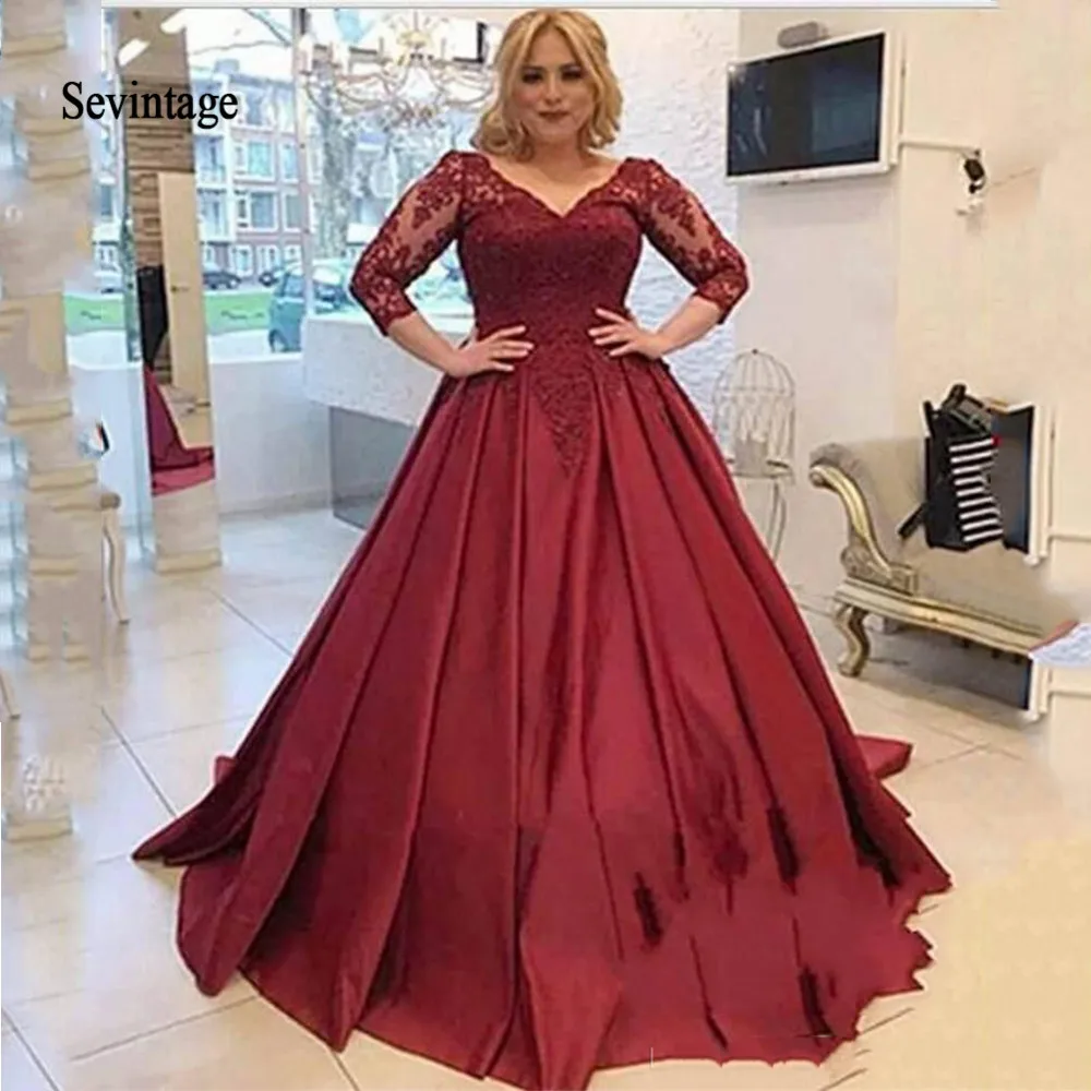 Платье женское вечернее с кружевной аппликацией V образным вырезом и рукавом