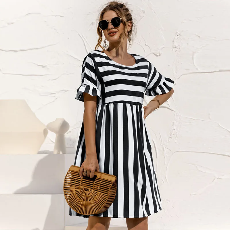

Plus Size Women Elegant Ruffle Sleeve Striped Patchwork A Line Dress Casual High Waist O Neck Loose Pocket Dress Beach Wear