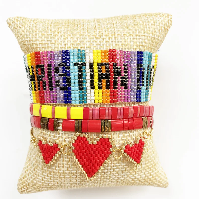 Rttooas браслет с христианскими буквами женская мода радужные браслеты бусинами