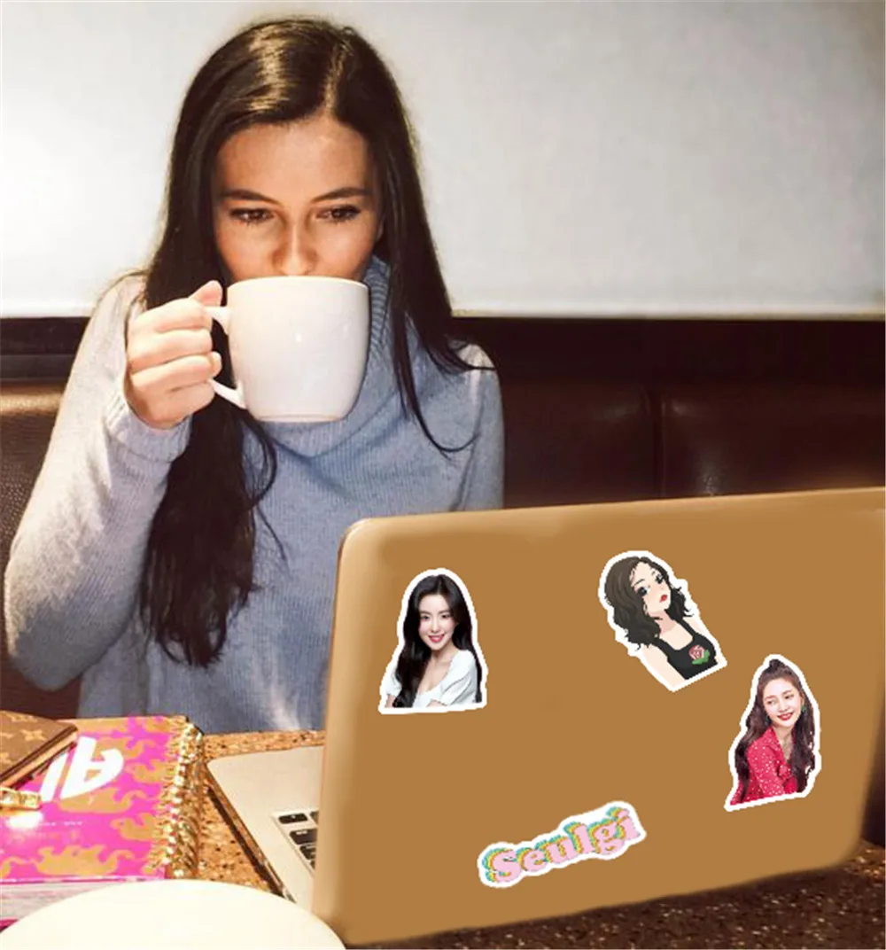 

50Pcs Kawaii Kpop Red Velvet Cartoon Graffiri Stickers Set for Laptop Car Skateboard DIY Luggage PVC Vinyl Stickers Fans Gift