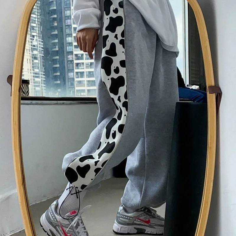 

HOUZHOU Cow Print Jogging Sweatpants Women Baggy Korean Style Sports Pants 2021 Harajuku Black Loose Casual Oversize Trousers