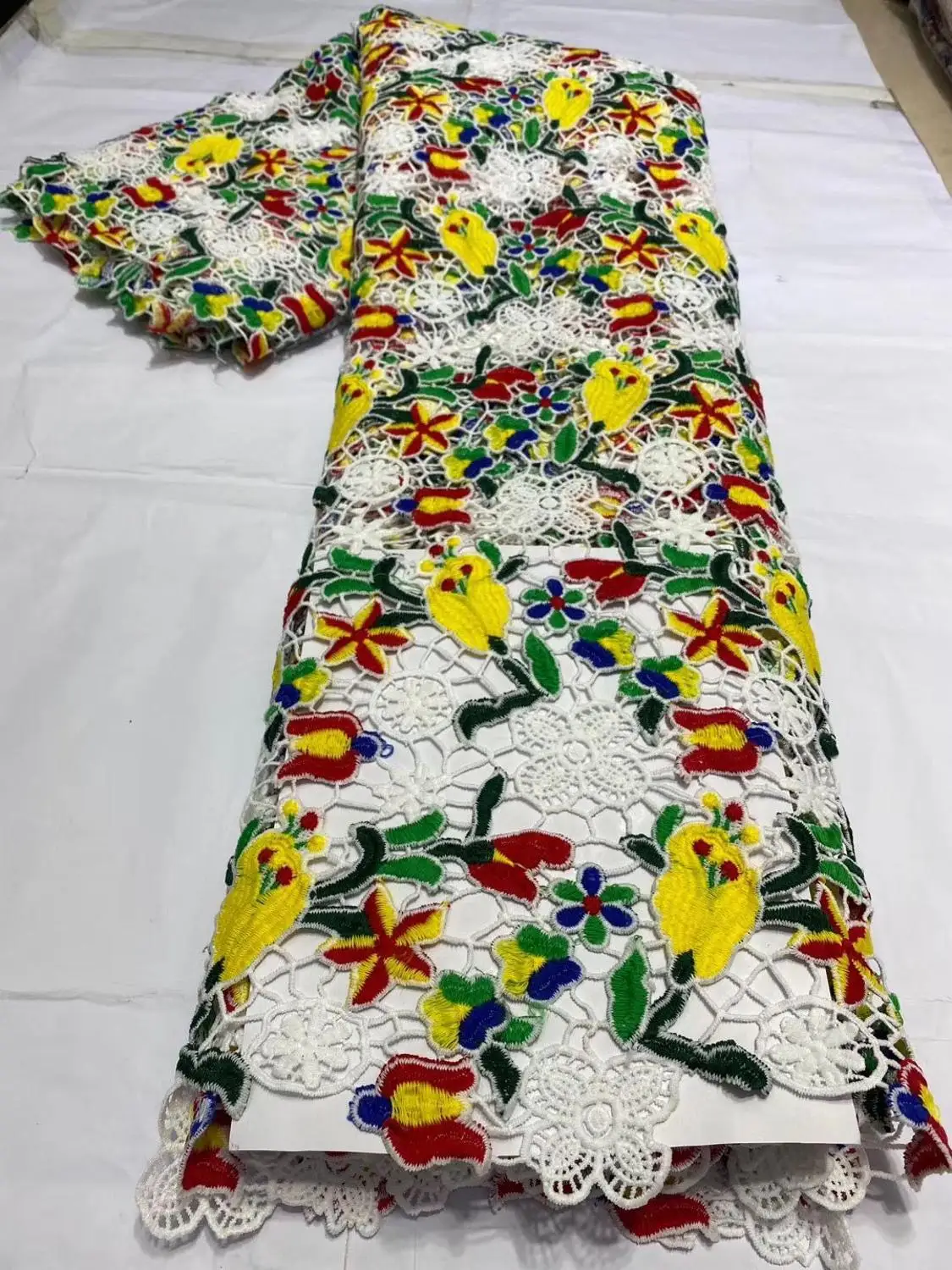 

Guipure Lace Cord Lace Fabric High Quality Nigerian Lace Fabric 2020 African French Water Soluble Cord Lace For Wedding