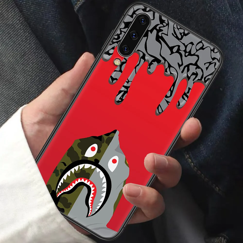 

Fashion Sports Brand Bape Phone Case For Samsung Galaxy A10 A20 A30 E A40 A50 A51 A70 A71 A J 5 6 7 8 2016 2017 2018 black Back