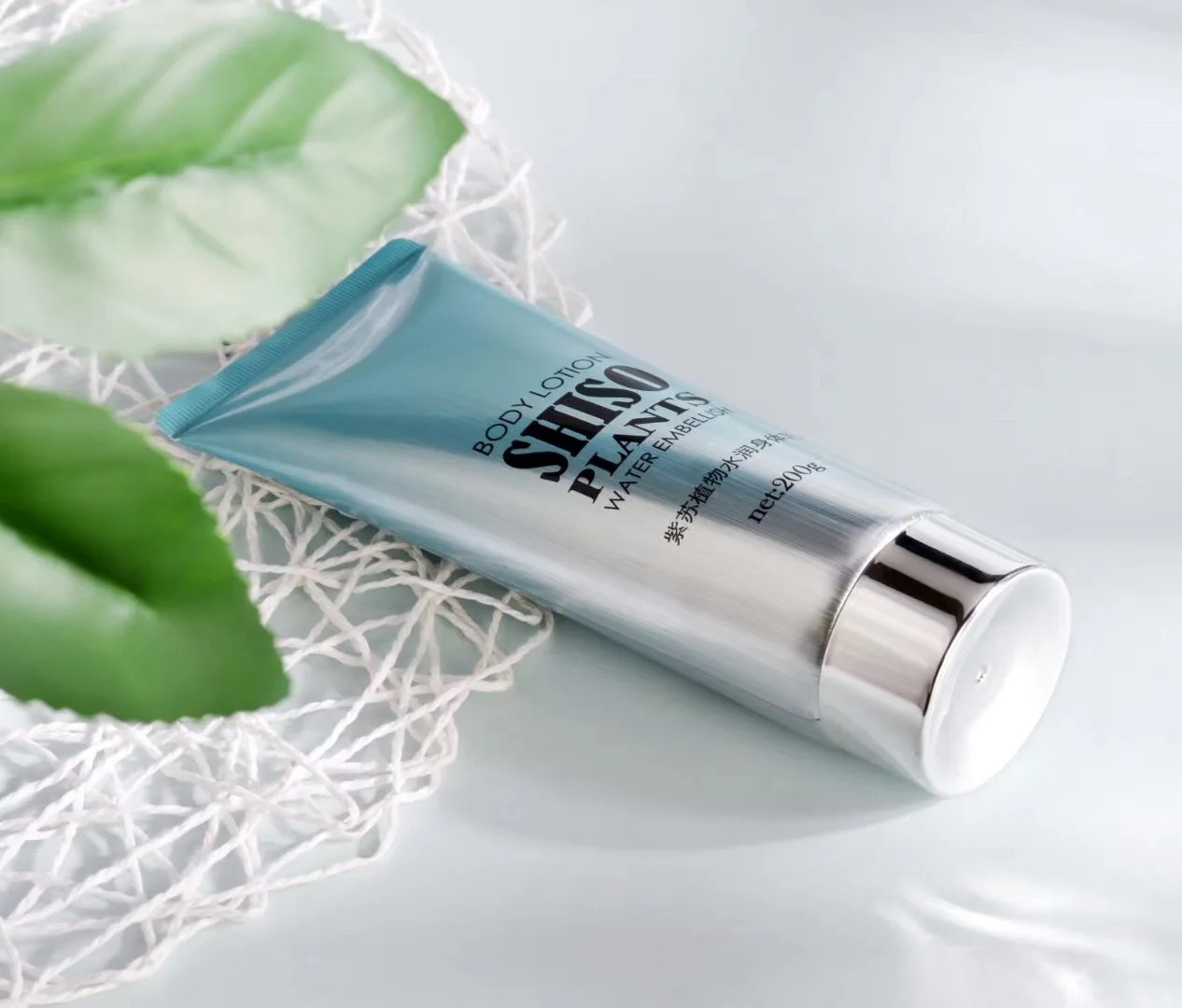 Растение периллы увлажняет молоко для тела и защищает кожу | Красота здоровье