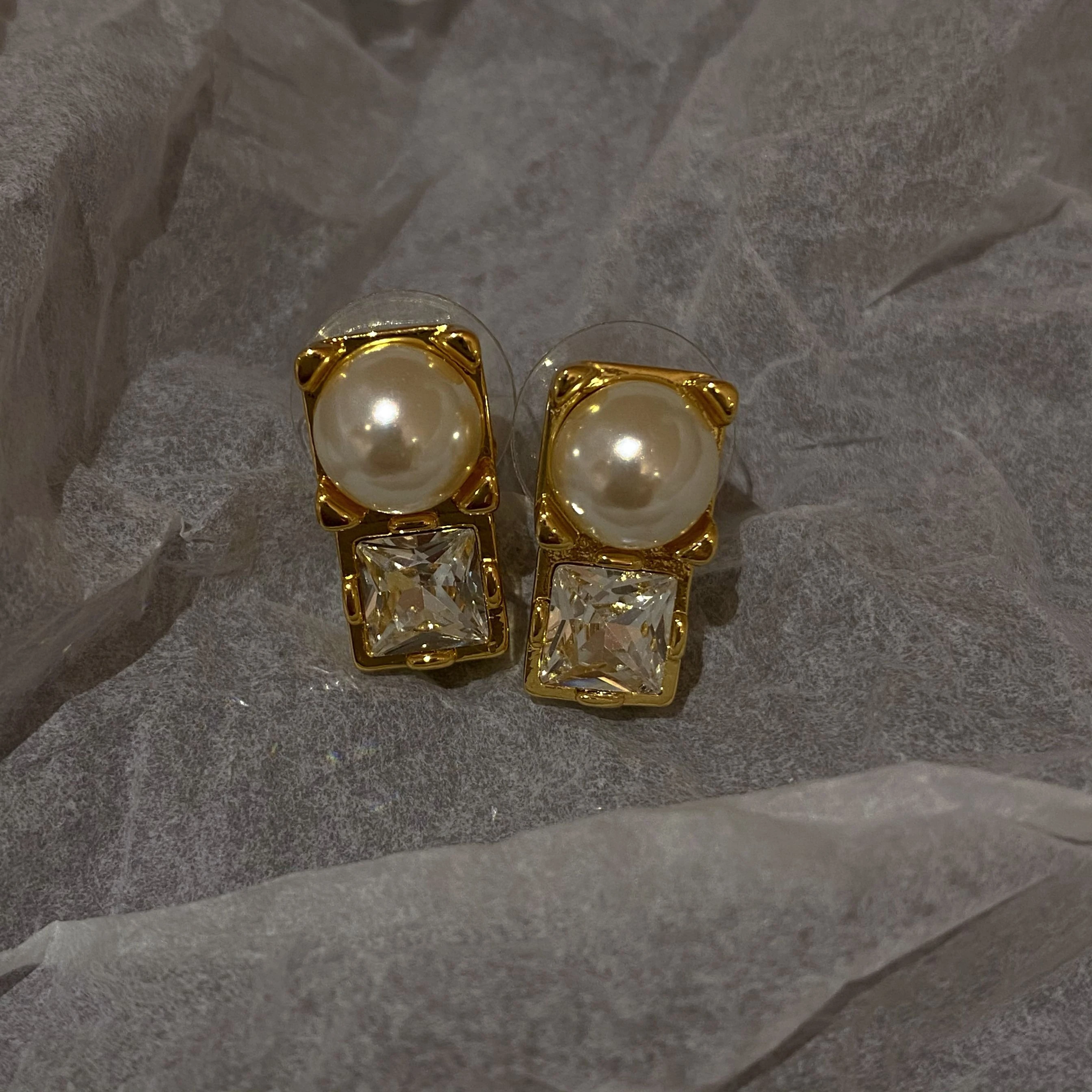 

Brass With 18K Gold AAA Zirconia Faux Pearl Earrings Women Jewelry Punk Party Gown Runway Korean Japan INS Boho Top