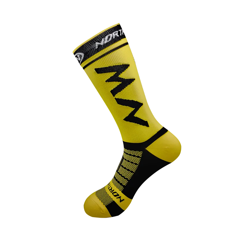 Yellow Высококачественные профессиональные велосипедные носки MTB для мужчин и женщин, велосипедные носки, дышащие носки для шоссейного велосипеда, носки для спорта на открытом воздухе, гоночные носки - Цвет: Yellow