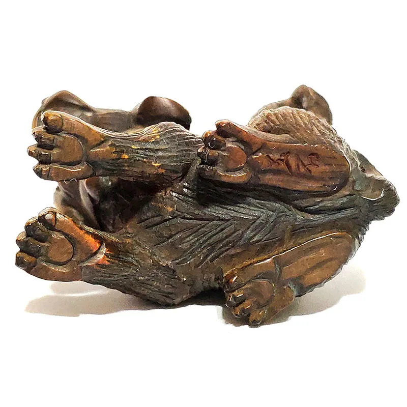

Y6928 : 2" Hand Carved Japanese Boxwood Netsuke - Dog Mom and Pup