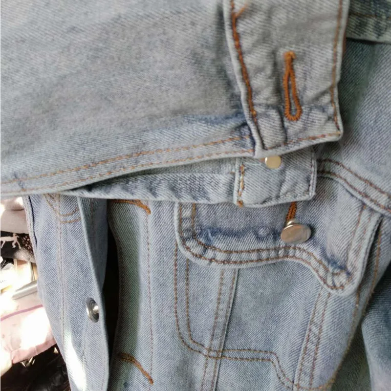 Женская джинсовая куртка в стиле бойфренд свободного покроя |