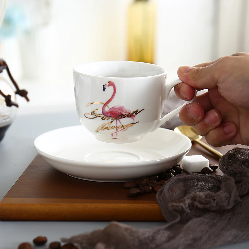 Керамическая кофейная чашка с фламинго блюдца английская красная чайная