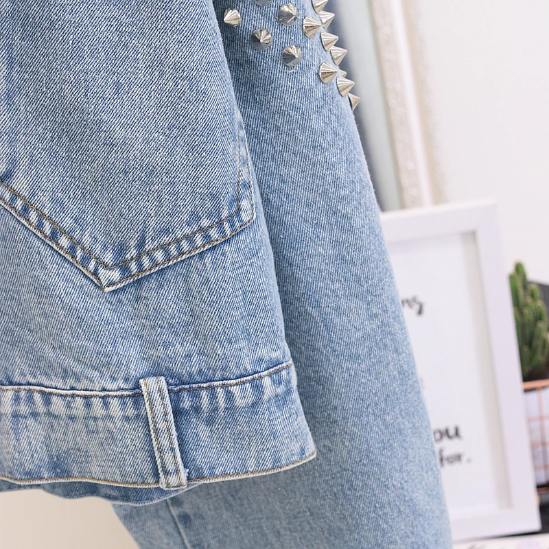 

2020 New Rivet Women's Denim Jacket Spring Autumn Cowboy Outerwear Tops Loose Streetwear Lady Short Jeans Coat