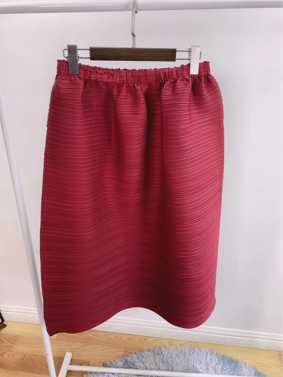 Skirt For Women 45-75kg Spring Summer Solid Color Miyake Pleated Elastic Waist Loose Casual Midi Skirts Female