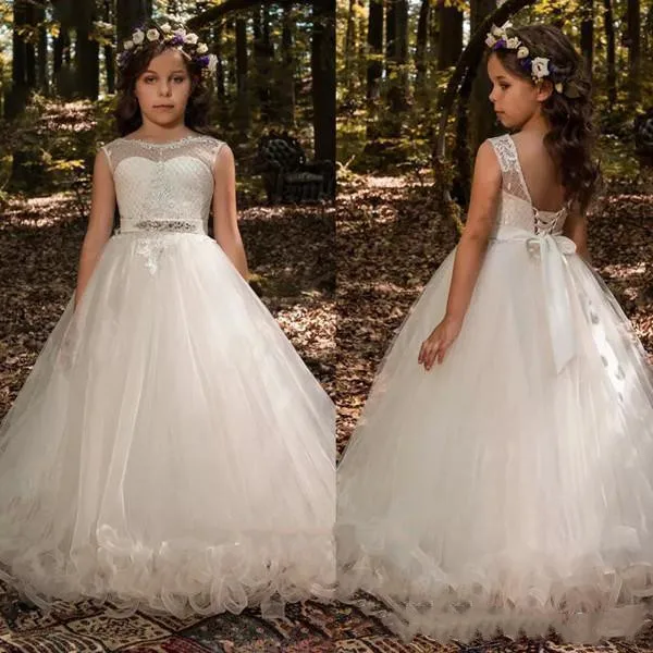 

Beautiful Flower Girls Dresses for Wedding Ivory White Tulle Beaded Sash Christmas First Communion Dresses