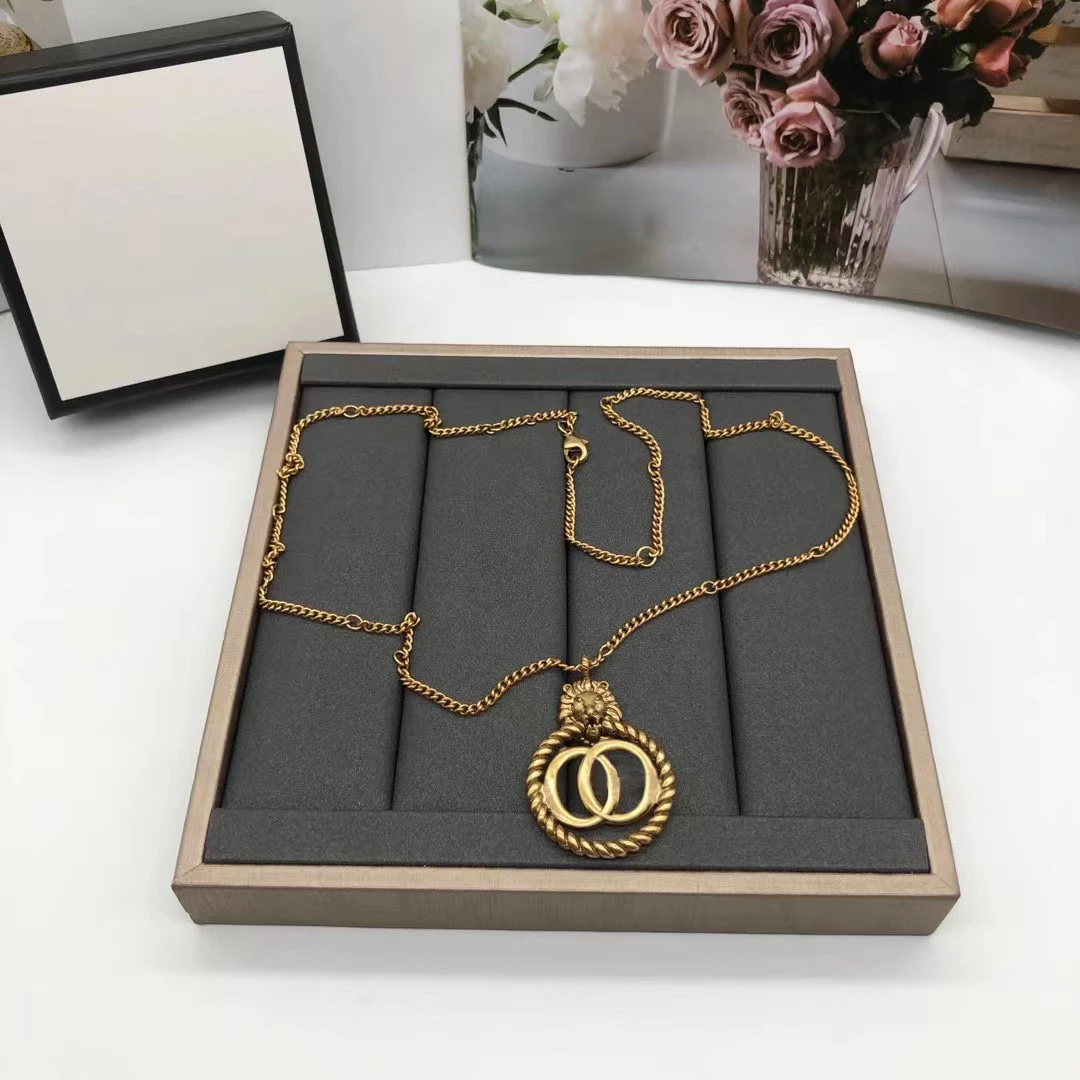 

S925 hot selling Classic Style Gold Pendant boutique men's / women's Retro necklace, letter G, first choice for gifts, noble