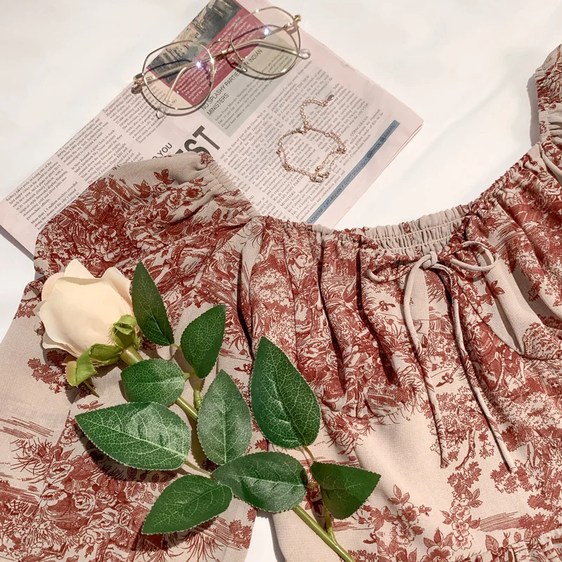 

Autumn Women's Dress 2021 Spring French Style Vintage Floral Print Chiffon Square Collar High Waist Bordeaux Red Dresses