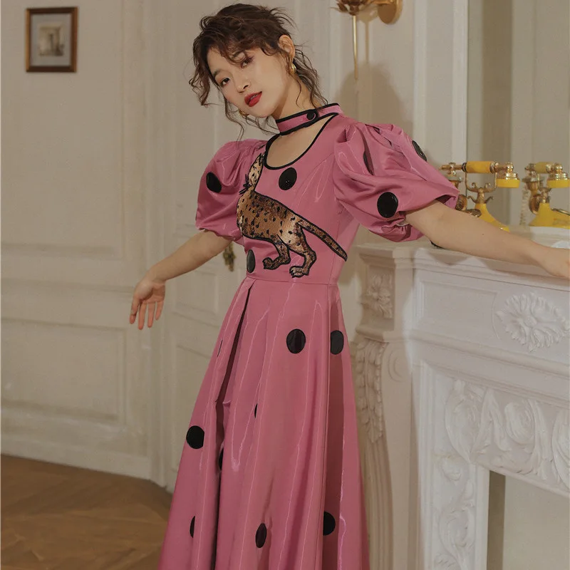 

Spring and summer new leopard cat embroidered princess polka dot short-sleeved dress mid-length temperament large swing dress